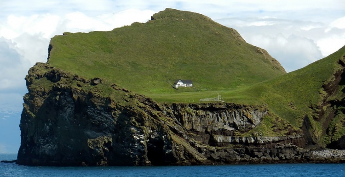 Dom na wyspie Elliðaey