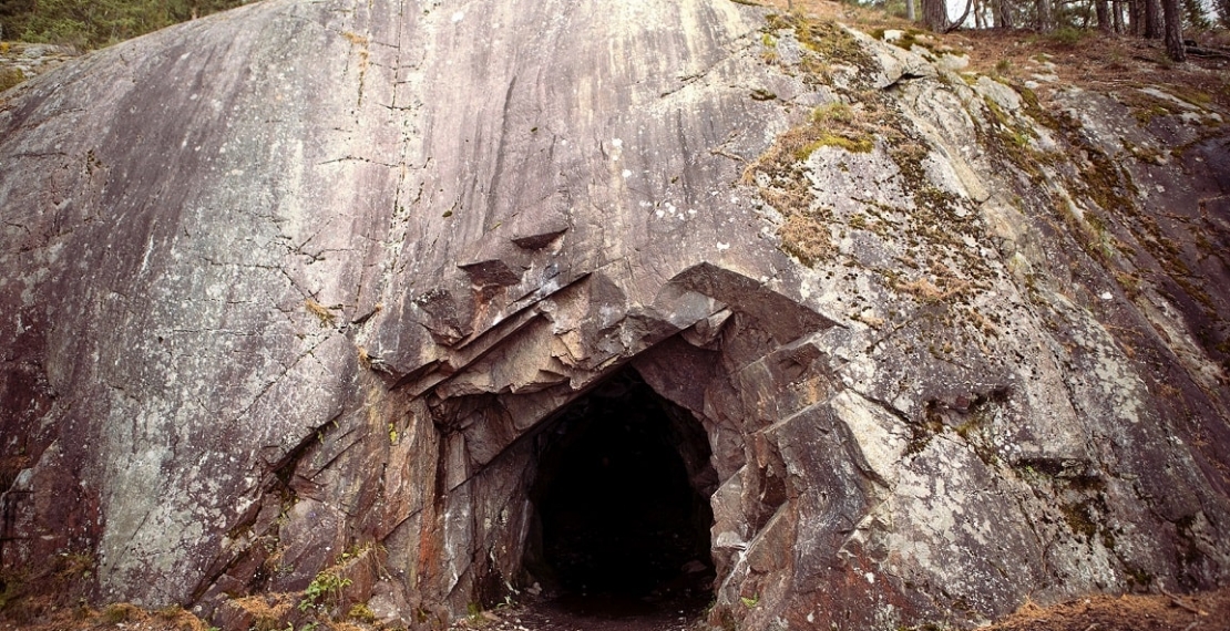Groty Mechowskie - niepowtarzalne jaskinie na Pomorzu
